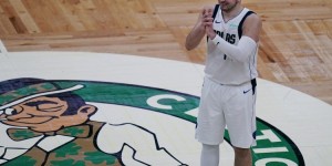 <?php the_title(); ?>