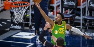 【大发扑克】继续高光！米切尔砍37分5板4助带队取胜