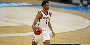 【大发扑克】本届最强中锋！前三顺位热门莫布里宣布参加NBA选秀