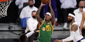 【大发扑克】替补尖兵！克拉克森全场得22分3篮板1助攻