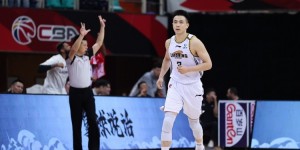 【大发扑克】最稳的男人！赵继伟三分7中5全场砍下21分4板3助