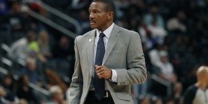 【大发扑克】凯西：输44分球队没有表现出任何竞争力 无论是精神上还是身体上