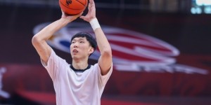 【大发扑克】周琦单场37分26板6助4帽 CBA历史第一人