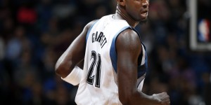 【大发扑克】退役球衣？森林狼两名新老板将参加加内特的名人堂入选仪式