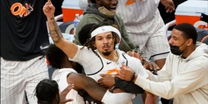 【大发扑克】友谊第一！活塞对阵魔术 活塞7人缺席&魔术8人缺席