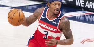 【大发扑克】比尔怼贝兹莫尔：闭上你的臭嘴 我不用和别人相比去证明什么