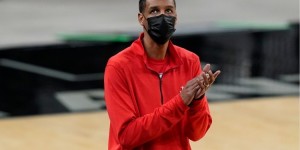 【大发扑克】塞拉斯：面对湖人功亏一篑给我们上了一课 我们化失败为动力