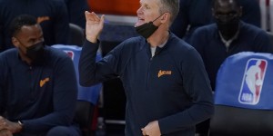 【大发扑克】科尔：联盟应该保留附加赛 乌布雷若回归将打替补