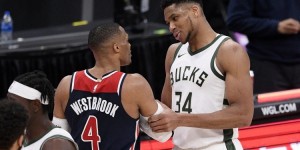 【大发扑克】进攻的年代！昨日NBA有8支球队轰下得分130+ 刷新单日纪录