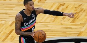 【大发扑克】马刺穆雷：会把今晚当做赛季最后一场 天空是莫兰特的极限