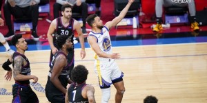 【大发扑克】恩比德赛季第15次半场20+ 联盟第二仅次库里