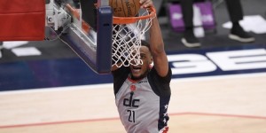 <?php the_title(); ?>