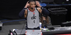 【大发扑克】朝历史三双王进发！威少20中12砍29分12篮板17助攻