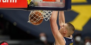 <?php the_title(); ?>