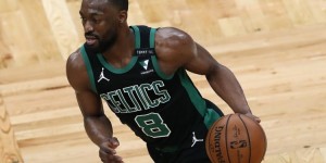 【大发扑克】输掉关键一战！沃克&塔图姆空砍69+15+10