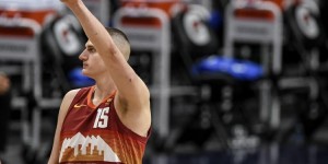 【大发扑克】约基奇会出战今天和开拓者的比赛 但不会出战太久