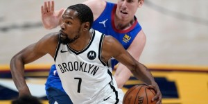 【大发扑克】再次出战40分钟！KD14投9中独揽33分11板7助率队终结四连败