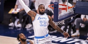 <?php the_title(); ?>