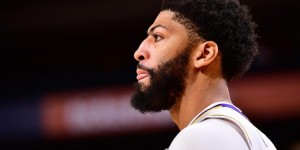 【大发扑克】沃格尔：G1浓眉打五的效果显然不如此前 防守布克是全队任务