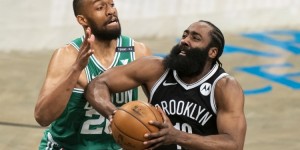 【大发扑克】NBA彩经：篮网再胜绿军 湖人射落太阳