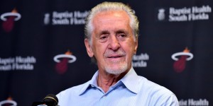 【大发扑克】官方：因为违规招募詹姆斯 莱利被罚款2.5万美元