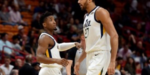 【大发扑克】头号种子在分区决赛之前被0比2翻盘 历史首次