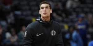 <?php the_title(); ?>