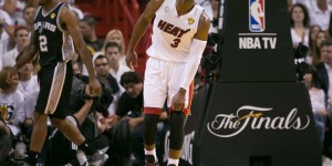 【大发扑克】韦德：今年季后赛令我印象最深的是新生代的崛起