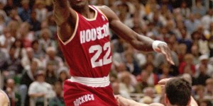 【大发扑克】滑翔机！祝NBA名宿德雷克斯勒59岁生日快乐