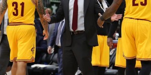 <?php the_title(); ?>