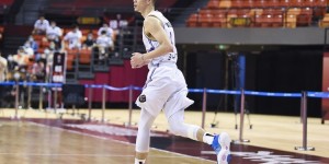 【大发扑克】媒体人： 王子瑞目前已经离开北控男篮 下家未知