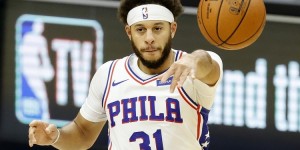 【大发扑克】小库里还是大库里？赛斯-库里第三节3分09秒内连得12分