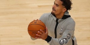 【大发扑克】特雷-杨生涯前7场季后赛合计202分70助攻 NBA历史首人