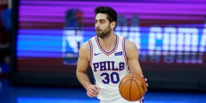 <?php the_title(); ?>