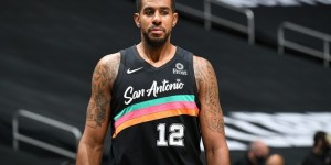 【大发扑克】SI记者：绿军马刺交易截止日前曾讨论过沃克阿德互换