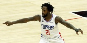 【大发扑克】极致撕咬！在贝弗利防守下米切尔6中1仅得3分