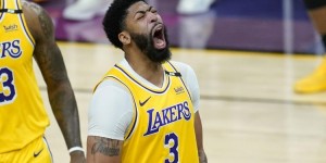 <?php the_title(); ?>