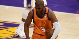 【大发扑克】保罗：与湖人的系列赛仅是普通季后赛 我的右肩没事