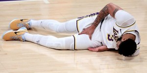 【大发扑克】Shams：浓眉不太可能出战对阵太阳的天王山之战