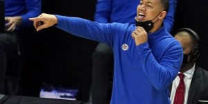 【大发扑克】卢：今天获胜归功于防守 小卡为大场面而生