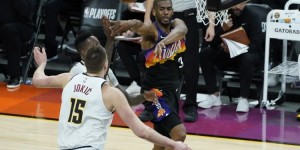 【大发扑克】保罗季后赛单场至少拿下20分10助攻 近3年来首次