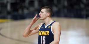 【大发扑克】约基奇连续三年入选最佳阵容 为掘金队史首人