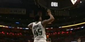 【大发扑克】米切尔：对手打出了另外一个水准 下半场我们才有点像我们自己