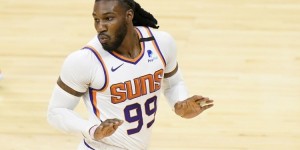 【大发扑克】要休几天才能开始西决！克劳德打趣：我们全队都有点憋疯了