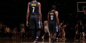 【大发扑克】Skip：KD在季后赛最大的负担是哈登 他的表现是灾难级的