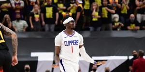 【大发扑克】乔治：雷吉是真正意义上的兄弟 他正在成为比赛当中最好的终结者