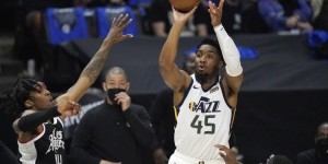 <?php the_title(); ?>