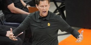 【大发扑克】斯奈德：非常感激林赛对我的信任 给予我执教爵士的机会