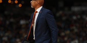 【大发扑克】蒙蒂：防守带给我们信心 保罗总能接管比赛