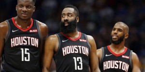 【大发扑克】2018年火箭首发五人组 塔克“连斩”4将触摸冠军奖杯